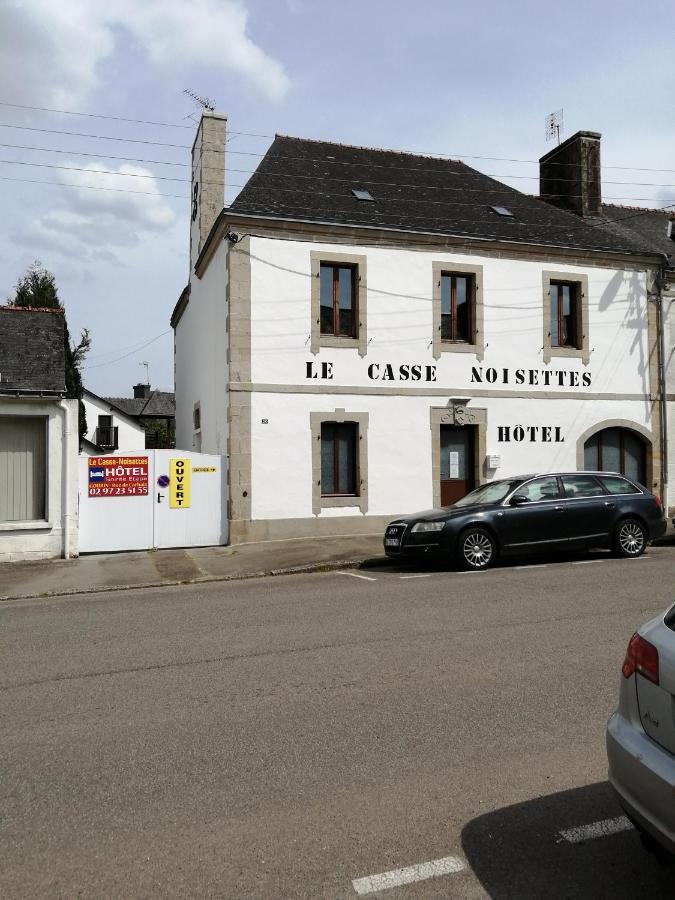 Le Casse Noisettes Hotel Gourin Ngoại thất bức ảnh