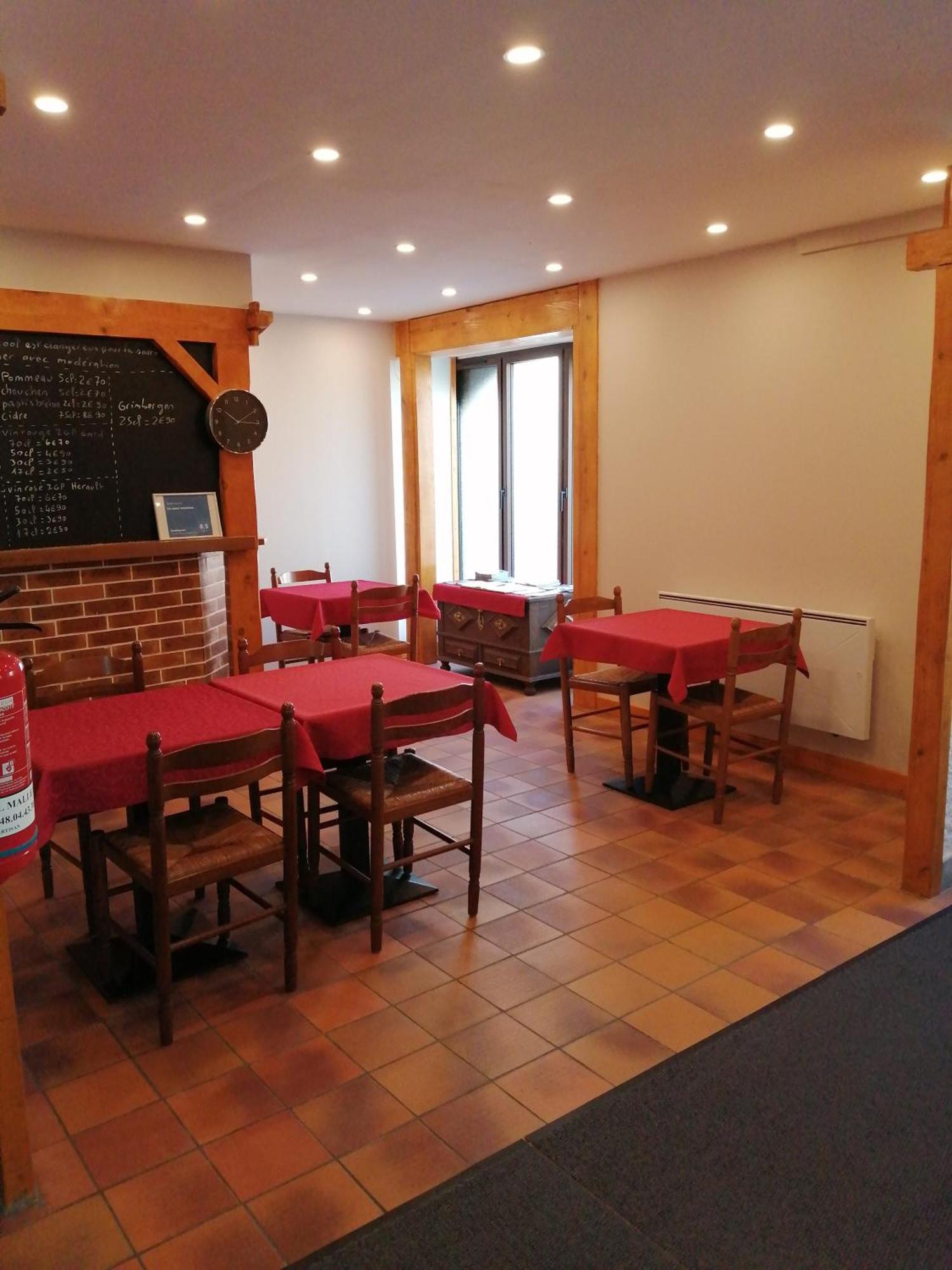 Le Casse Noisettes Hotel Gourin Ngoại thất bức ảnh